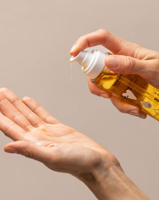 Přírodní mastný odličovač pro hydrataci 100 ml Resibo - 2