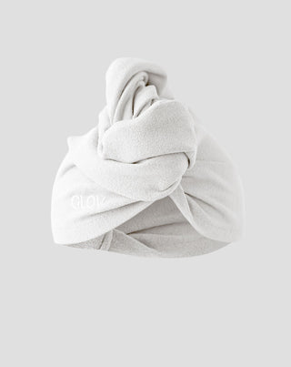 Bílý turban na vlasy zkracuje dobu schnutí pro všechny typy vlasů Vlasový zábal Glov - 1