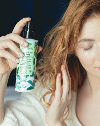 Zpevňující sprej pro oslabené vlasy se sklonem k pískavici Vis Plantis - 2