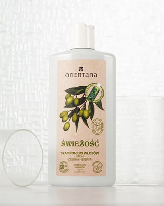 Ayurwede Anti-Danking šampon med a zelený Orientana čaj