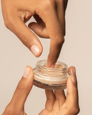 Bright Now korigující a rozjasňující oční krém 15 ml Resibo - 2