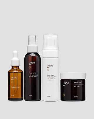 Sada čistící pleťové kosmetiky s olejem tsubaki Uddo - 1