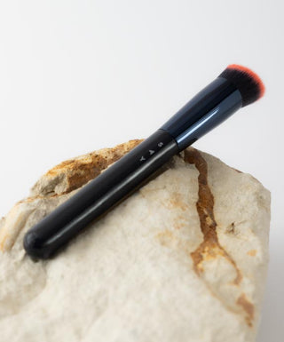 Štětec na podkladovou bázi se šikmou hlavou a plochými štětinami č. 7 Say Makeup - 2