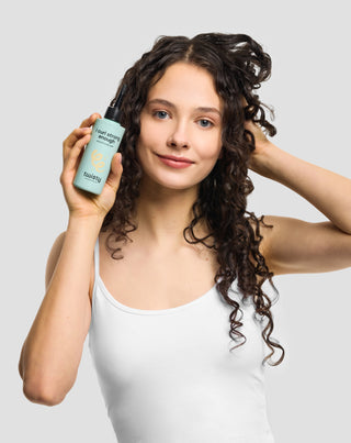 Sada silikonový masážní přístroj + enzymatický peeling pro čištění a stimulaci mikrocirkulace pokožky hlavy Twisty - 4