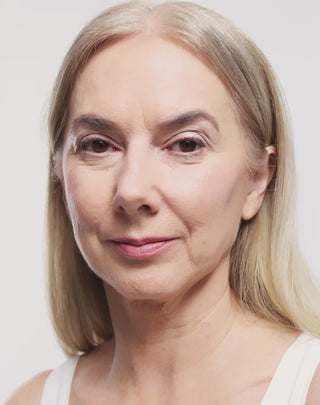 Rtěnka měnící barvu s kyselinou hyaluronovou a vitamínem E Aggie - 4