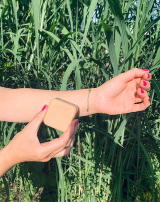 Jemné bronzující tělové mléko s máslem bacuri a eko třpytkami Auna_1 - 3