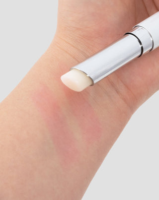 Rtěnka měnící barvu s kyselinou hyaluronovou a vitamínem E Aggie - 2