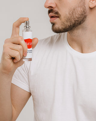 Silné mužské feromony v podobě parfému zvyšující atraktivnost u žen Alluramin - 2