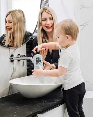 Osvěžující tekuté mýdlo na ruce s extraktem z okurky s vůní mořského vánku Bjo - 2