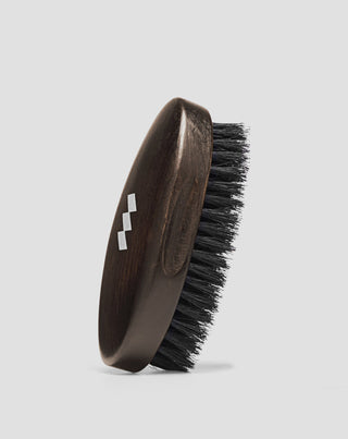 Kartáč na vousy z bukového dřeva s přírodními kančími štětinami Monolit - 1