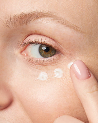 Rozjasňující oční krém s vitamínem C Mel Skin