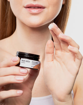 Rozjasňující oční krém s vitamínem C Mel Skin - 3