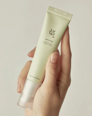 Rozjasňující a zklidňující pleťové sérum Light On Serum s vitaminem C a Centella Asiatica Beauty of Joseon_3 - 4