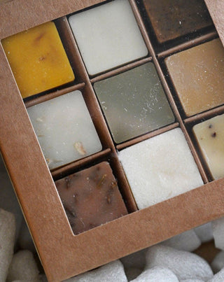 Sada 9 ručně vyráběných přírodních mýdel Natural Secrets - 2