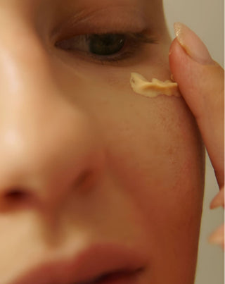 Rozjasnění denního a nočního očního krému s kofeinem a koenzymem Q10 Manilu - 2