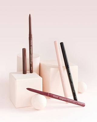 Automatická dlouhotrvající oční linka s jemným třpytem Eyegasm Paese - 6