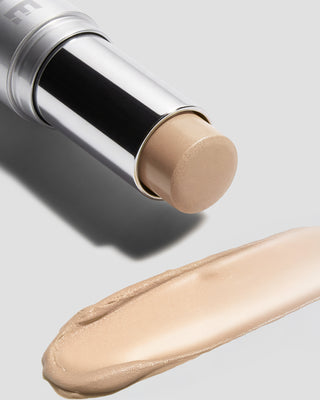 Rozjasňovač v tyčince Aggie s ricinovým olejem a bambuckým máslem pro zralou pleť 50+ - 2