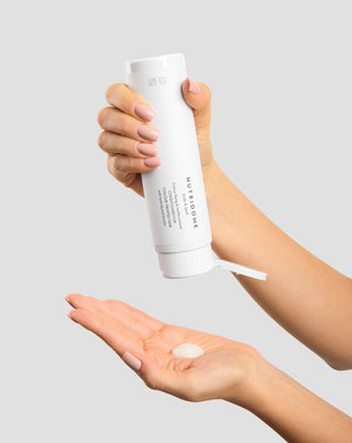 Kondicionér na barvené vlasy pro fixaci a posílení barvy Nutridome