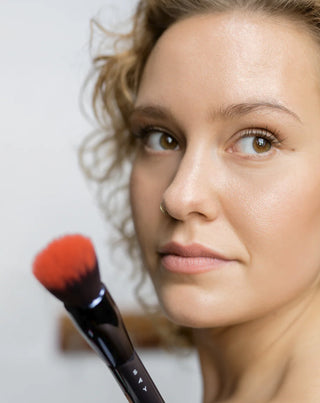 Štětec na makeup se dvěma délkami štětin pro postupné krytí č. 8 Say Makeup - 2