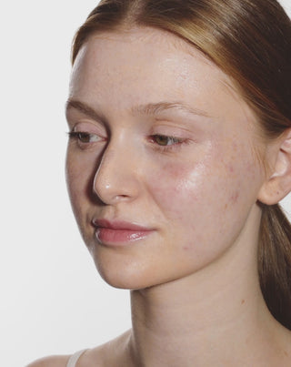 Čisticí pěna na obličej s květy hořkého pomeranče Mel Skin Blossom - 4