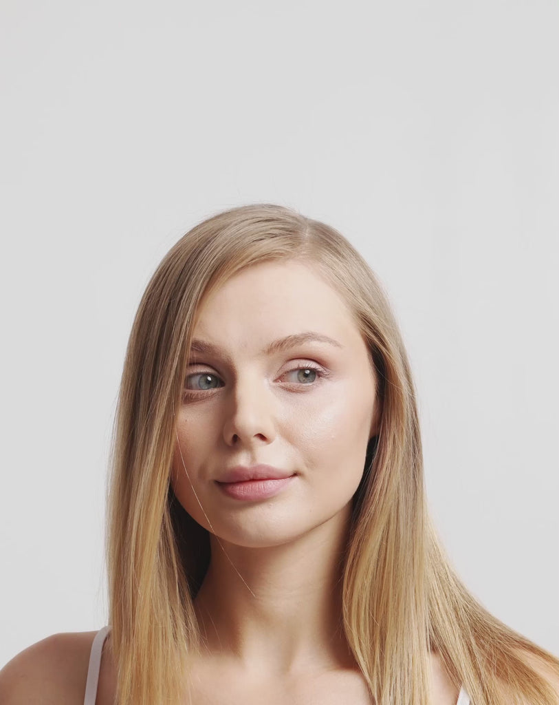 Suchý šampon Nutridome pro všechny typy vlasů, který obnovuje svěžest a dodává objem_3