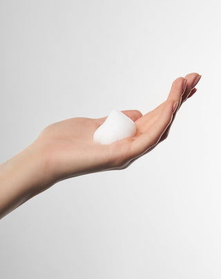 Čisticí pěna na obličej s květy hořkého pomeranče Mel Skin Blossom - 2